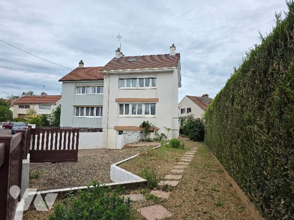 Maison BOURROCHES