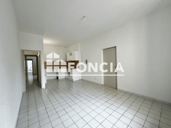 Location Appartement 2 pièces 51.85 m² - 64 RUE D'ALSACE Carcassonne 11000