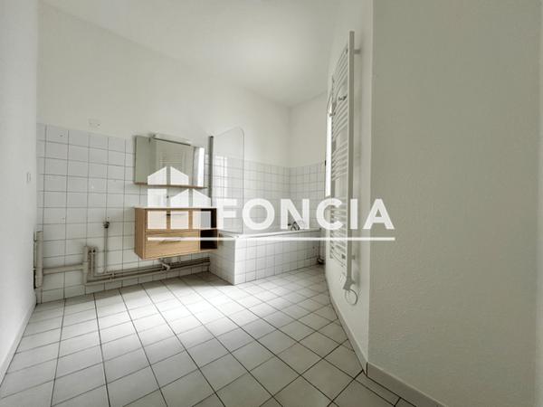 Location Appartement 2 pièces 51.85 m² - 64 RUE D'ALSACE Carcassonne 11000