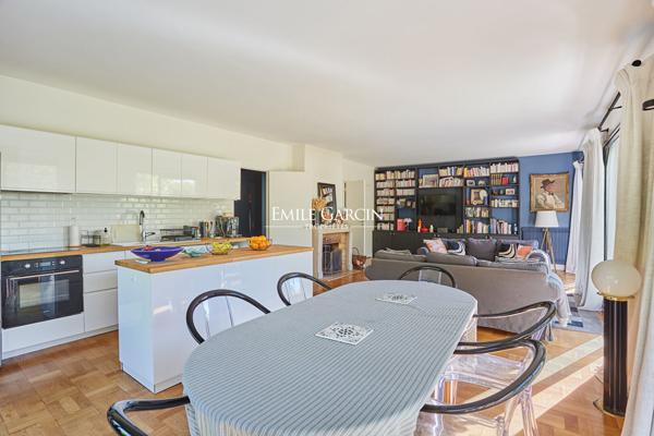 A vendre- Appartement  familial- Vaucresson- 5 pièce(s) 135.47 m2-4 chambres- grand balcon