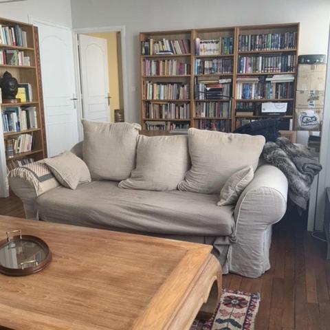 A PROXIMITE DU PORT DE PLAISANCE ET DU CENTRE VILLE