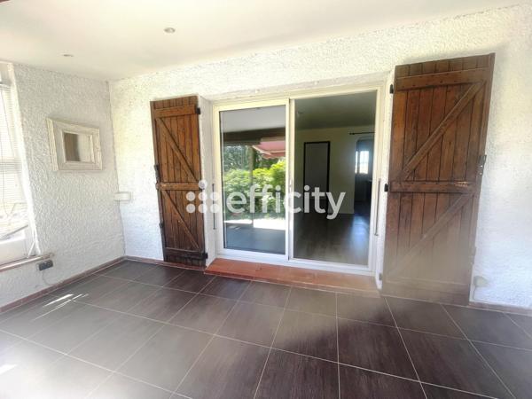 Maison
         5 pièces
        - 87 m² 411 000 € *