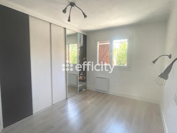 Maison
         5 pièces
        - 87 m² 411 000 € *