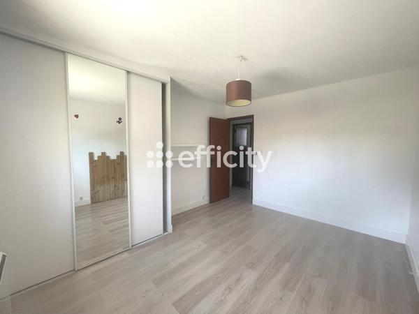 Maison
         5 pièces
        - 87 m² 411 000 € *