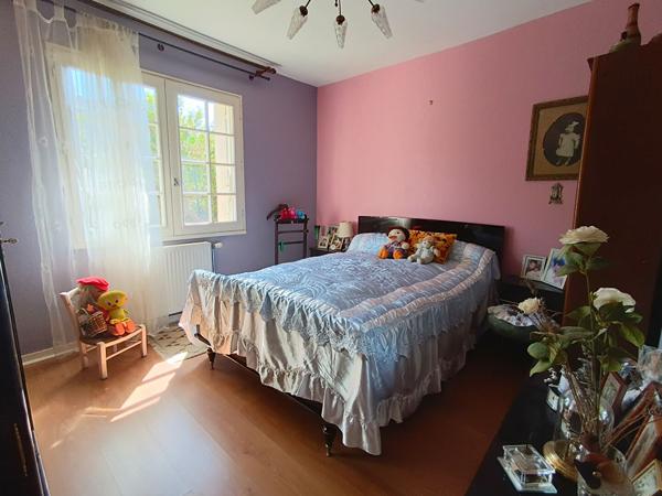 Maison Creon 3 pièce(s) 93 m2