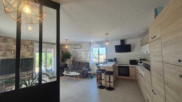 Maison proche  Brie Comte Robert 5 pièce(s) 88 m2