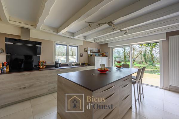 MAISON 195 m2 habitables avec piscine