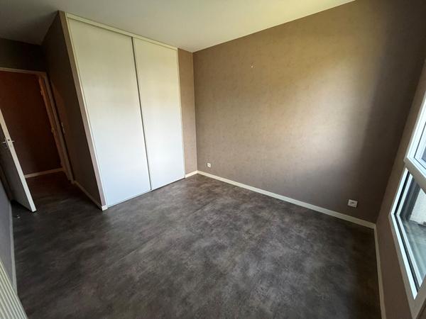 AURAY SAINT GOUSTAN GRAND T.2 52 m2 avec GARAGE , Auray