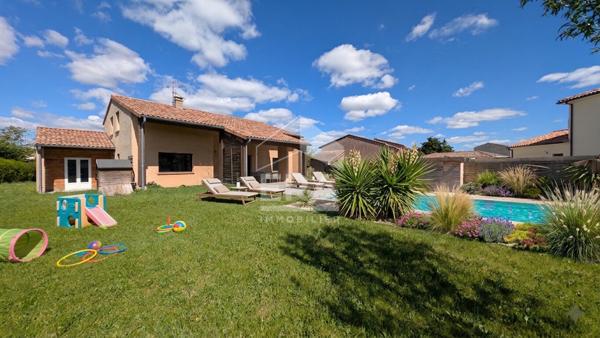 Aucamville maison d'architecte 7 pièces 208 m2 - piscine - 1500 m² terrain