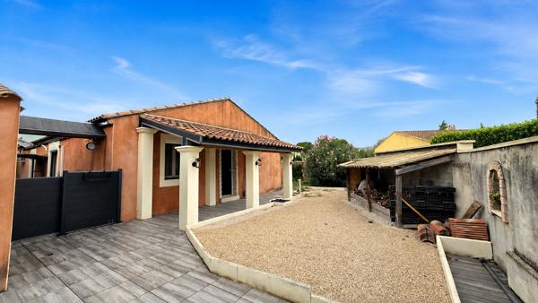 EN EXCLUSIVITÉ dans votre agence ERA Cazan  Maison de plain-pied avec piscine à Mallemort