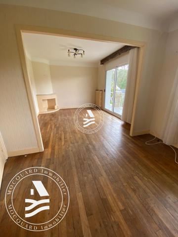 Maison d’habitation à rafraîchir avec terrain de 1 351 m²