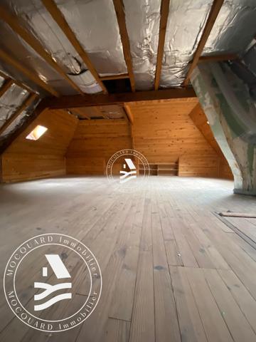 Maison d’habitation à rafraîchir avec terrain de 1 351 m²