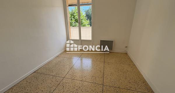 À vendre Appartement 4 pièces 71 m² - Marseille 13004