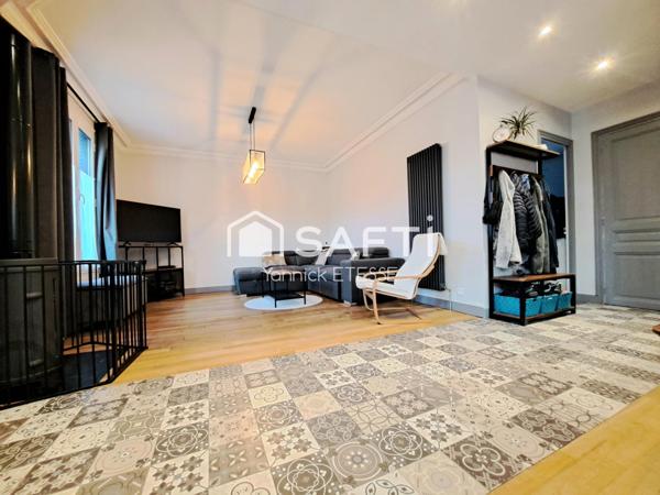 Très belle restauration pour cette maison de charme avec 4 chambres.