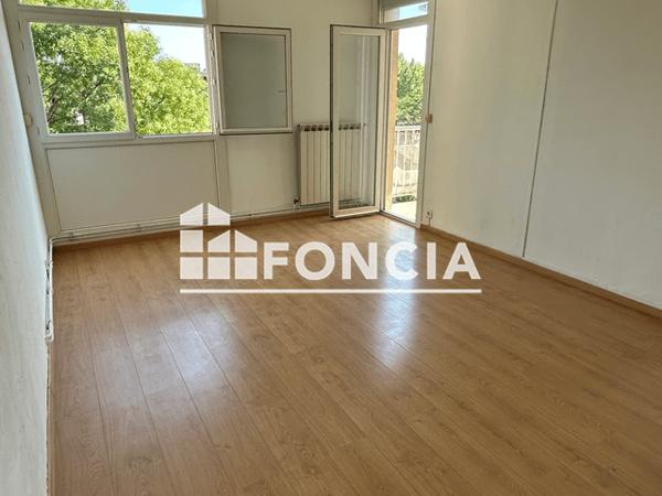 Location Appartement 3 pièces 53.7 m² - Marignane 13700