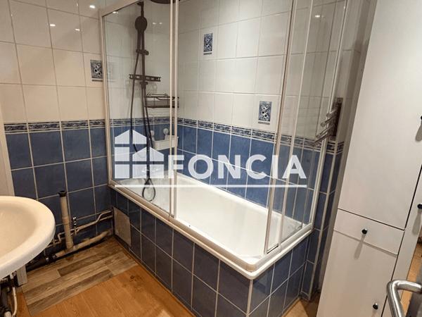 Location Appartement 3 pièces 53.7 m² - Marignane 13700