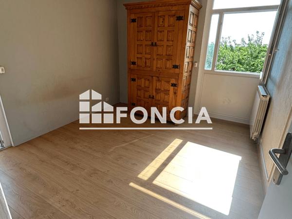 Location Appartement 3 pièces 53.7 m² - Marignane 13700