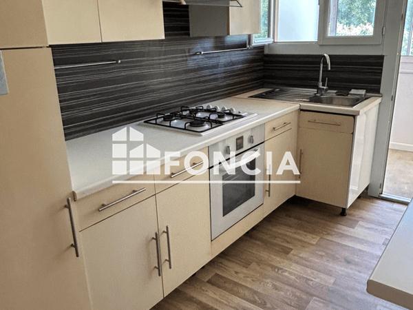 Location Appartement 3 pièces 53.7 m² - Marignane 13700