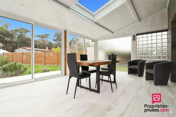 NANTES - STUDIO HYPER CENTRE AU CALME AVEC TERRASSE ET VERDURE