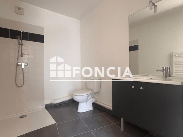 Location Appartement 2 pièces 38.11 m² - 46 CHEMIN DU GAI VERSANT La Seyne Sur Mer 83500
