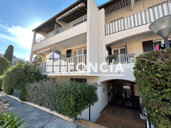 Location Studio meublé 19.7 m² - QUARTIER LA MADRAGUE Saint Cyr Sur Mer 83270