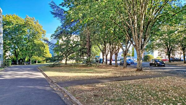 T3 lumineux avec loggia à POITIERS, idéal 1er achat ou investissement locatif