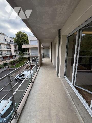 RENNES - Avenue Patton - Dans un environnement calme à proximité des commodités 
Situé au 2ème...