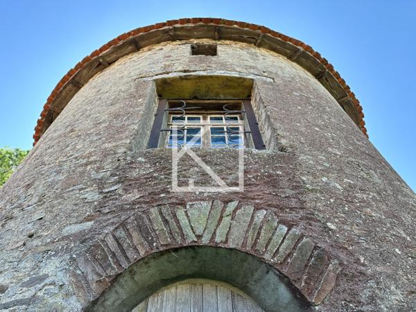 ANCIENNE GRANGE RÉNOVÉE EN CAMPAGNE AVEC DÉPENDANCE