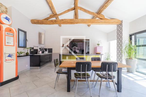 ANCIENNE GRANGE RÉNOVÉE EN CAMPAGNE AVEC DÉPENDANCE