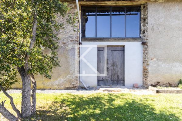 ANCIENNE GRANGE RÉNOVÉE EN CAMPAGNE AVEC DÉPENDANCE