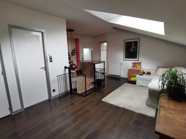 maison contemporaine 190 m² hab. ANGERS CHATENAY-7 SONNETTES