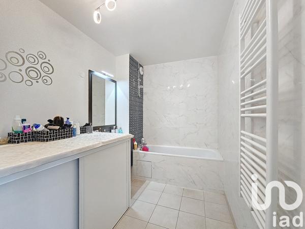 Appartement 3 pièces de 60 m² à Montlhéry (91310)