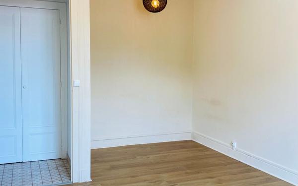 Appartement à louer    1 pièce • 37,05 m2 Voiron