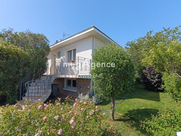 Maison à LA ROCHE-SUR-YON, 85000 - 5 pièces 113m²