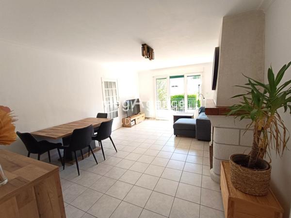 Maison à LA ROCHE-SUR-YON, 85000 - 5 pièces 113m²