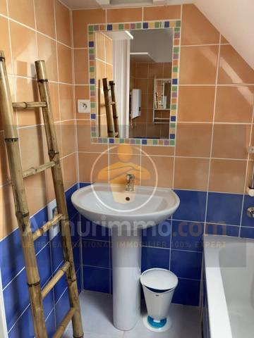 Location                                                      Maison
                        
                     4 pièces                      80 m2                     à Josselin