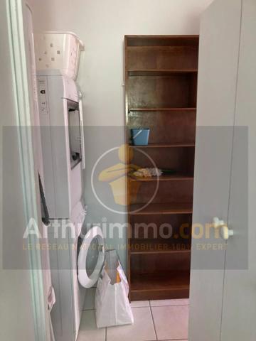 Location                                                      Maison
                        
                     4 pièces                      80 m2                     à Josselin