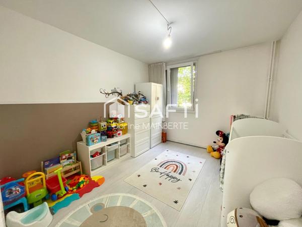 EXCLU - ENTRE LE PARC GEORGE VALBON ET CARREFOUR