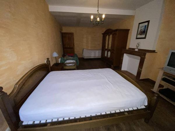 Maison à vendre 10 pièces de 198 m²