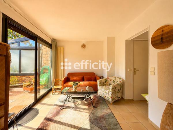 Maison
         4 pièces
        - 76 m² Exclusivité 450 000 € *