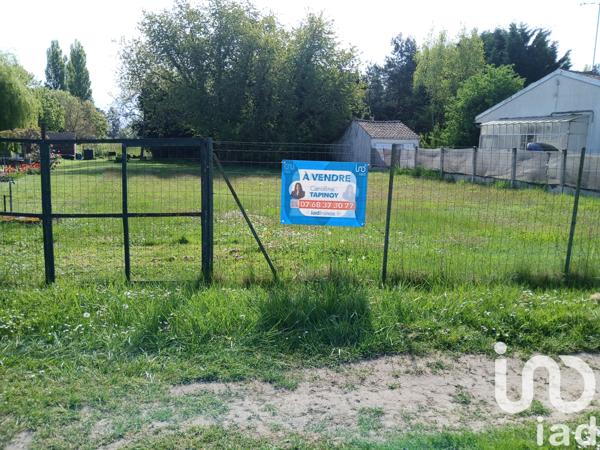 Land for sale 812 m² Boiscommun