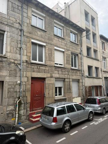 Immeuble à SAINT-ETIENNE, 42000 - 263m²