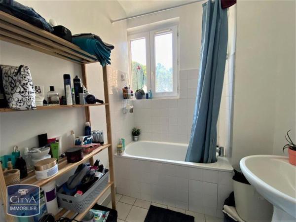 Appartement à louer 2 pièces 37.35m² Dieppe (76200)