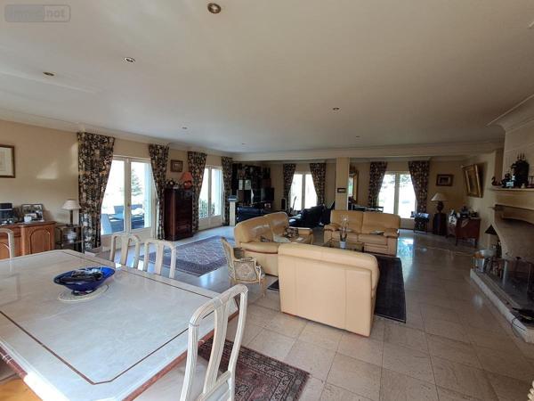 Maison à vendre à Saint-Saturnin dans la Sarthe (72650), ref : 72033-429