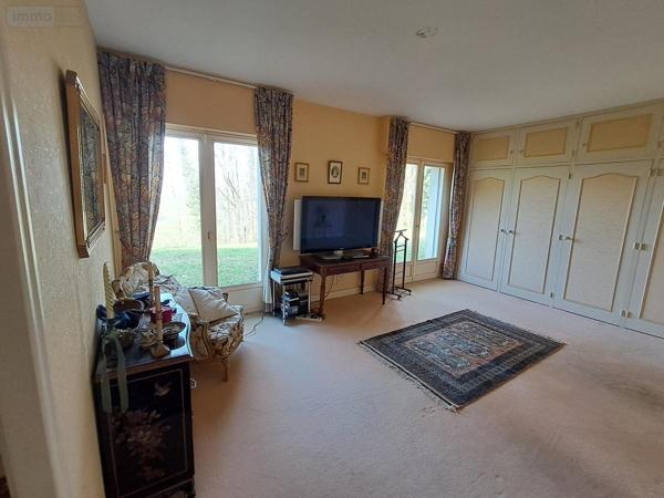 Maison à vendre à Saint-Saturnin dans la Sarthe (72650), ref : 72033-429