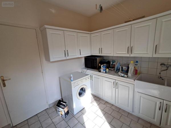 Maison à vendre à Saint-Saturnin dans la Sarthe (72650), ref : 72033-429