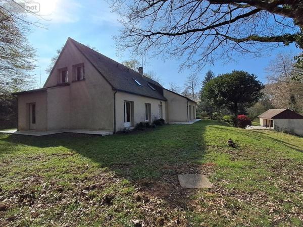 Maison à vendre à Saint-Saturnin dans la Sarthe (72650), ref : 72033-429