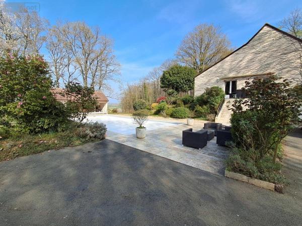 Maison à vendre à Saint-Saturnin dans la Sarthe (72650), ref : 72033-429