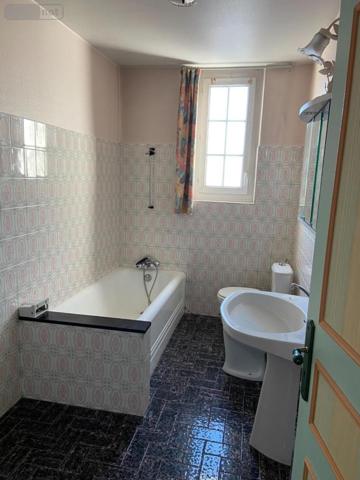 Maison à vendre à La-Ferté-Bernard dans la Sarthe (72400), ref : 72085-2097