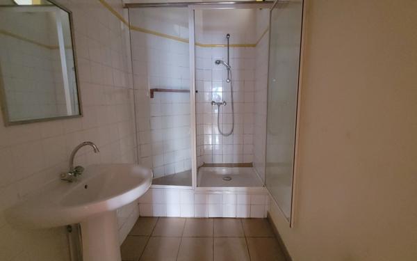 Appartement à vendre    2 pièces • 38,01 m2 Lyon 6